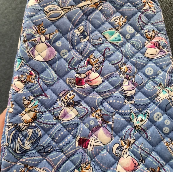 Vera Bradley Disney Cinderella Paisley Friends Lunch Bunch - Picture 5 of 7